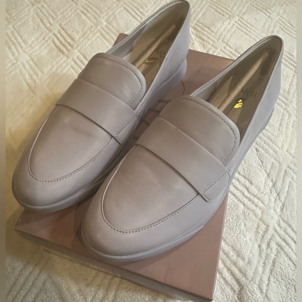 NWT Franco Sarto Agnes Leather soft lilac loafers in 8.5 M  new with all packing